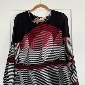 Women’s M Dana Buchman Blouse